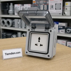 Ổ cắm chống thấm nước Legrand IP44 (ngoài trời)